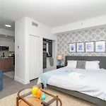 King Bed Brand New Oasis Minutes To Brickell